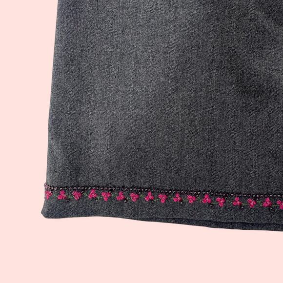 Grey express mini skirt - Picture 2 of 4